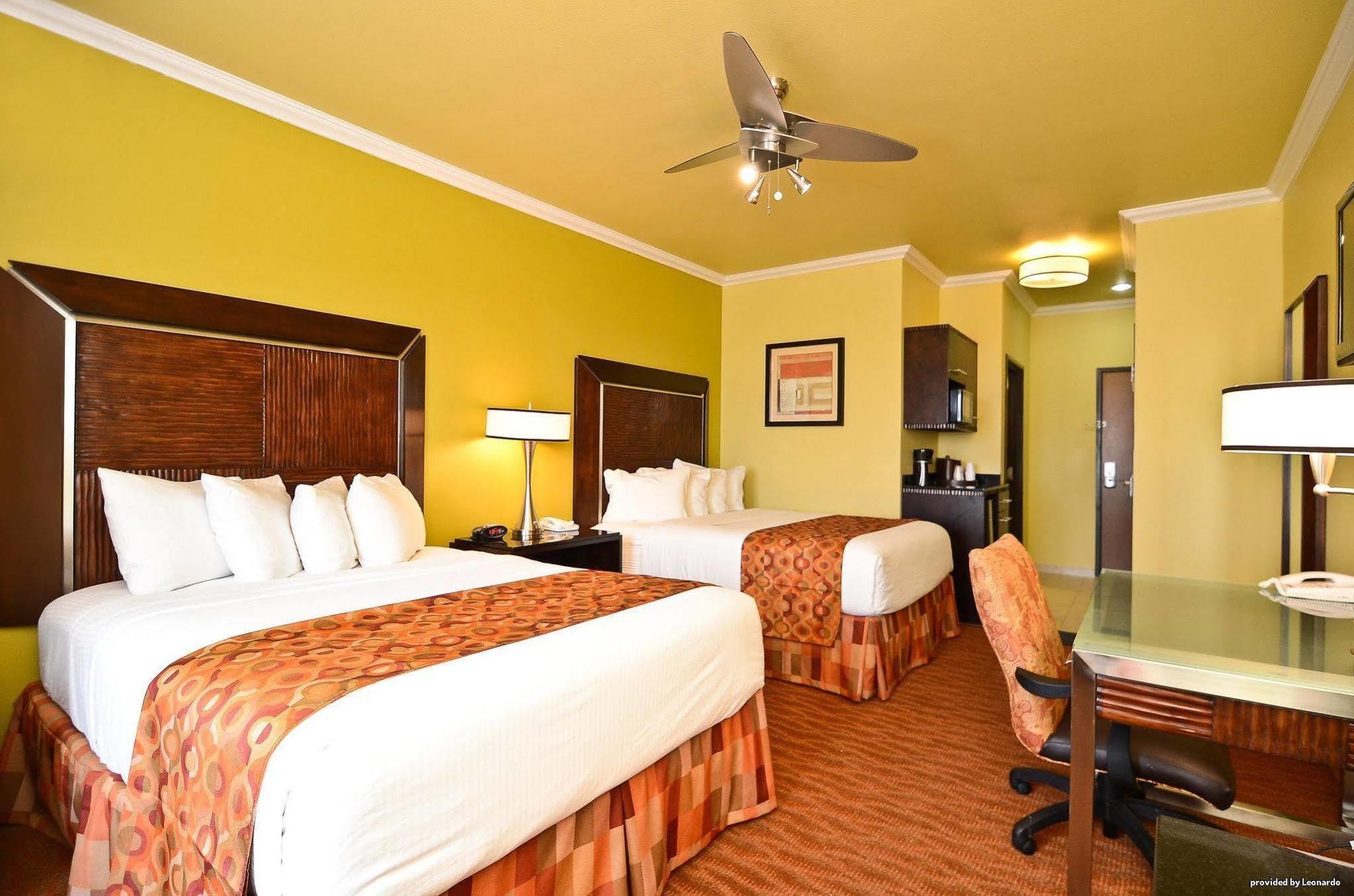 BEST WESTERN PLUS Christopher Inn&Suites Forney Exterior foto